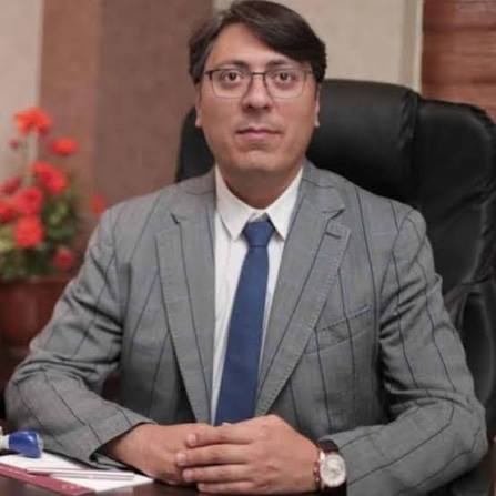 تصویر دکتر سینا غیاثی حافظی، متخصص جراحی پلاستیک و زیبایی